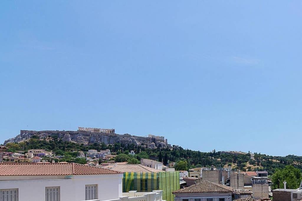 1Bedroom House In The City Center With Great View Athena Bagian luar foto